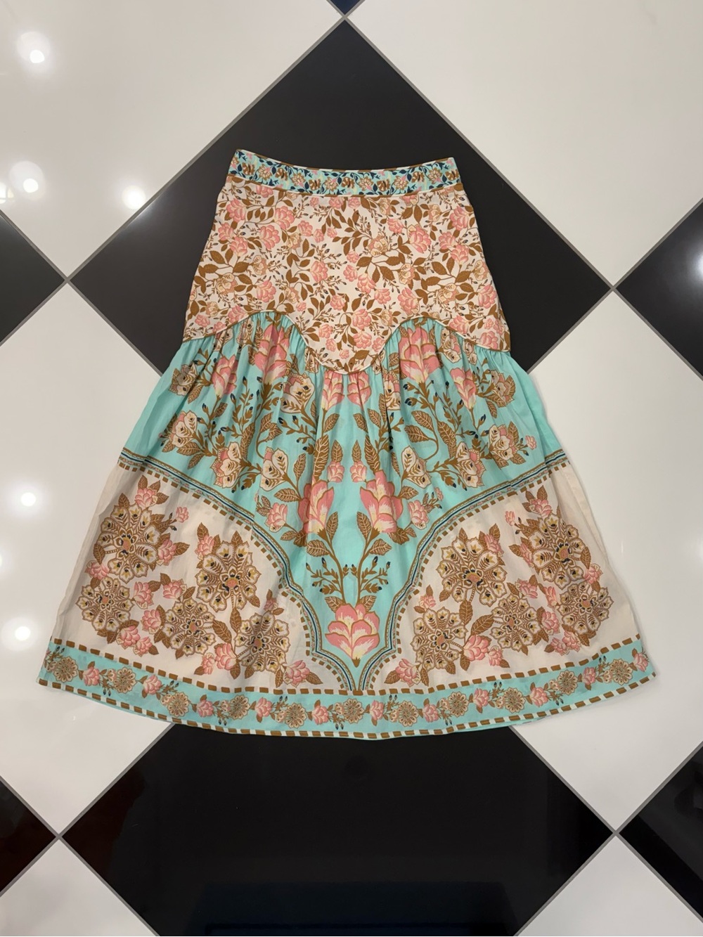 Farm Rio Flirty Drop-Waist Midi Skirt SZ S - Picture 4 of 8